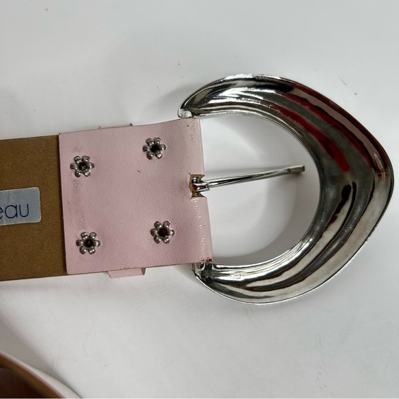 Vintage 90s Le Chateau Baby Pink Vegan Leather Belt Big Silver Buckle Wide S/M - Picture 10 of 15